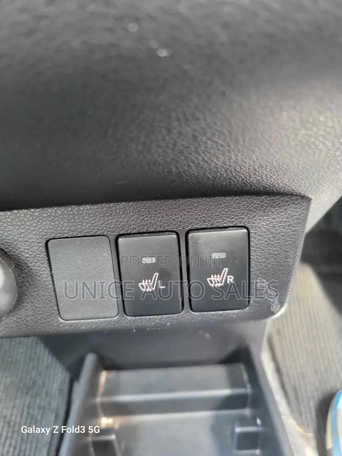 Daihatsu Mira 2018 Blue