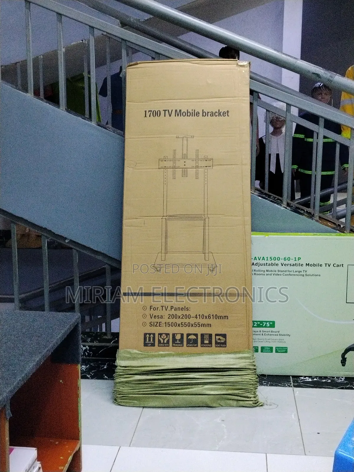 Standard Tv Trolley Movable Stand 32" to 75"