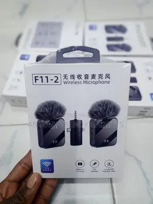 F11-2 Dual Wireless Microphone For iPhone Android Camera