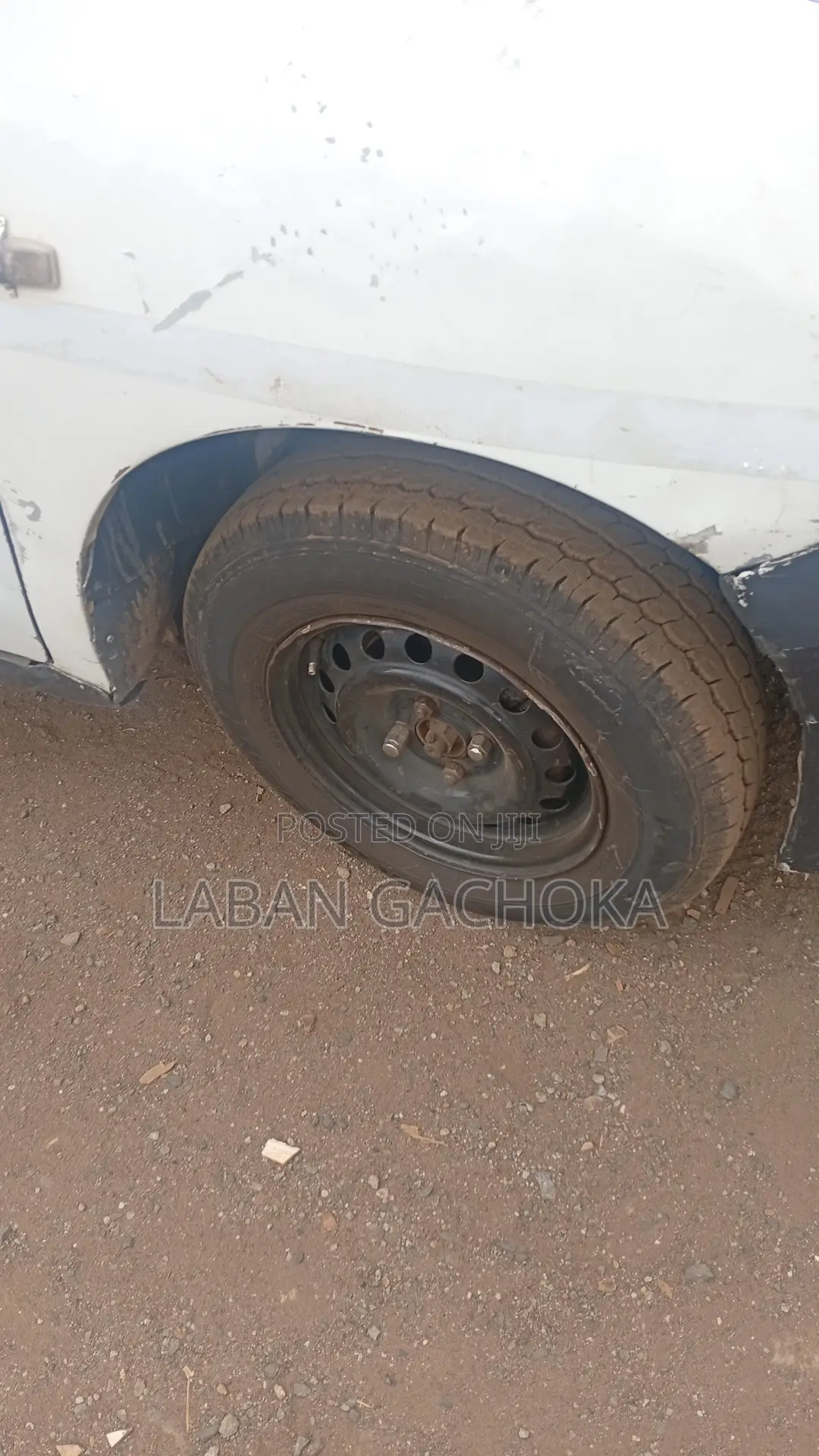 Nissan Advan 2011 White