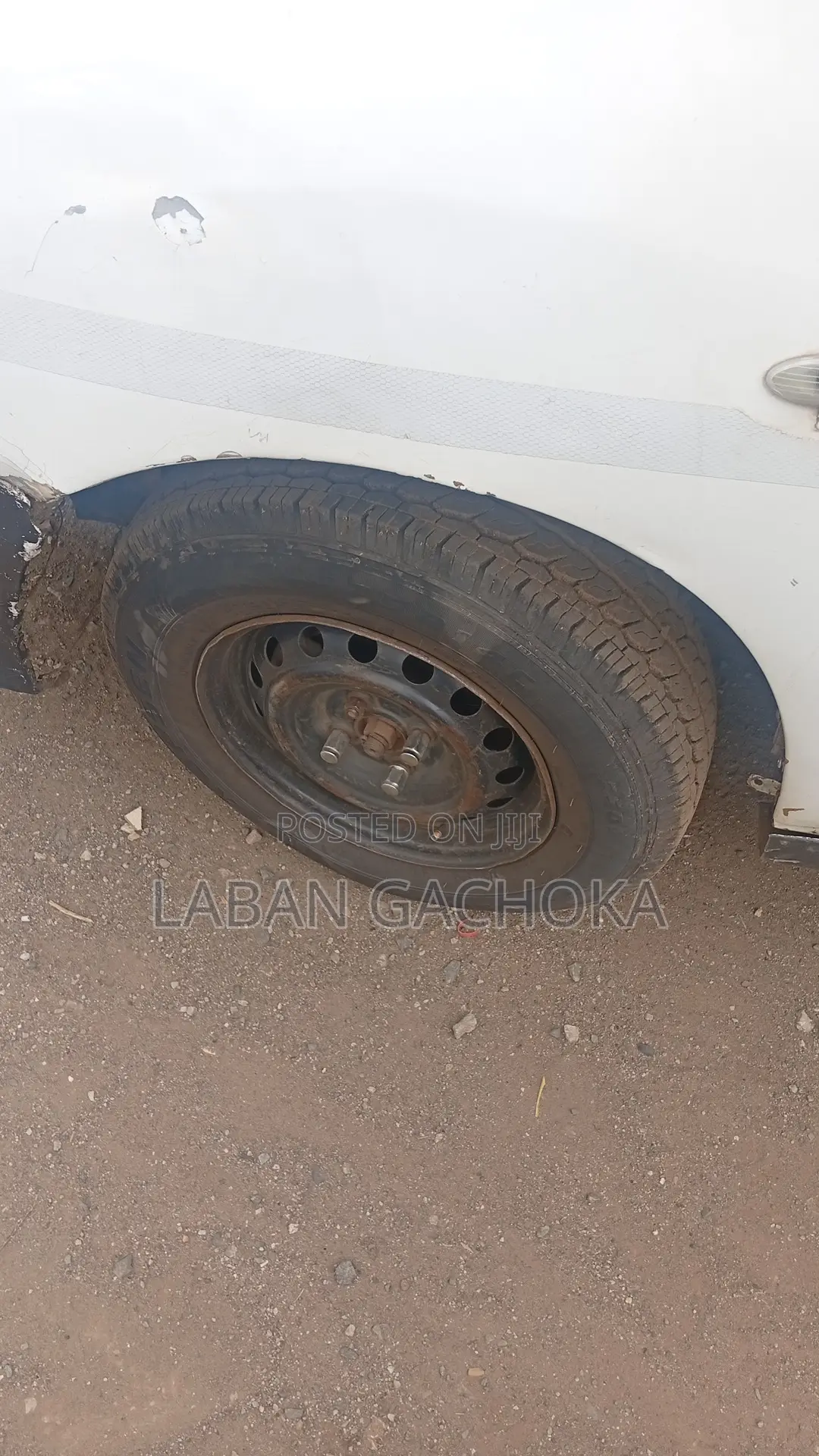 Nissan Advan 2011 White