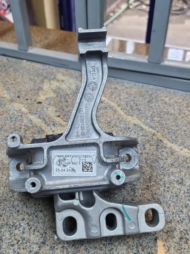 Volkswagen Audi Engine Mount