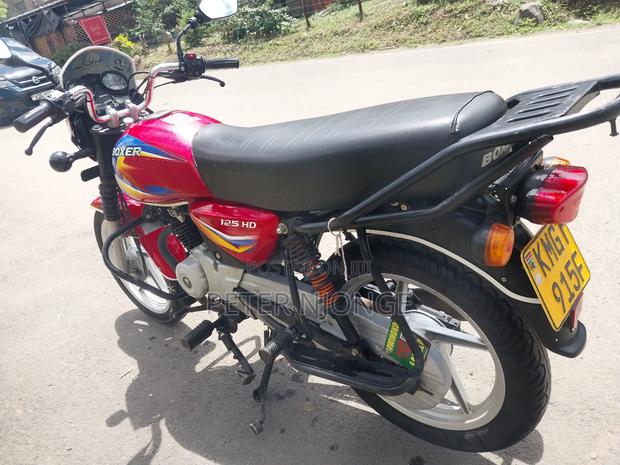 Bajaj Boxer 125 2025 Red - thumbnail 8