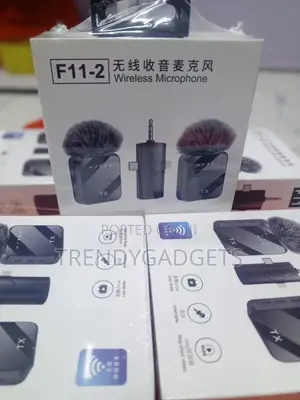 F11-2 Plug And Play Dual Lavalier Mic For Streaming