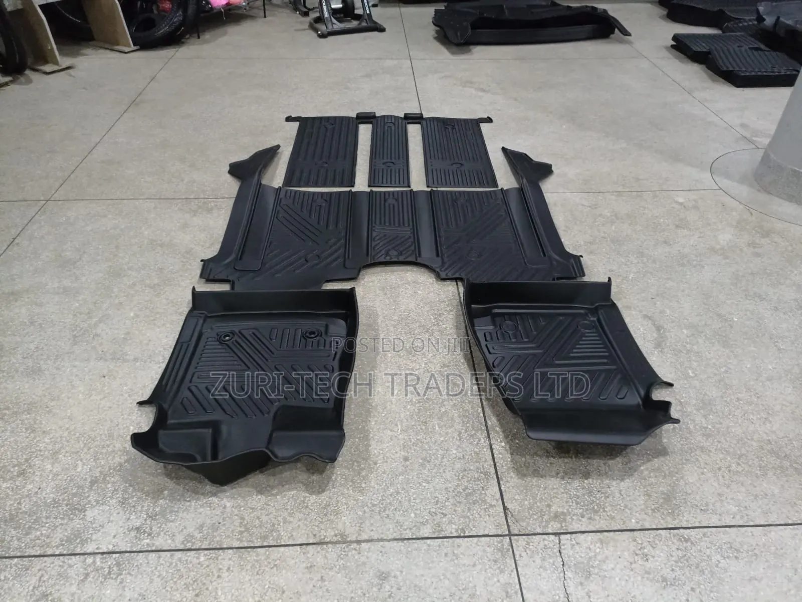 Toyota Alphard 5d Floor Mats