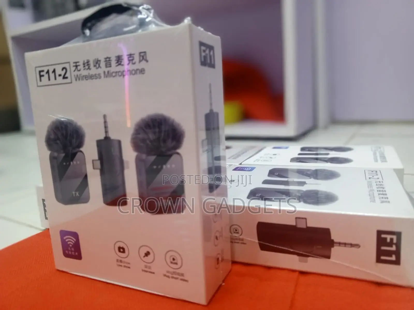 F11-2 Wireless Microphone 2-in-1 System For Vlogging