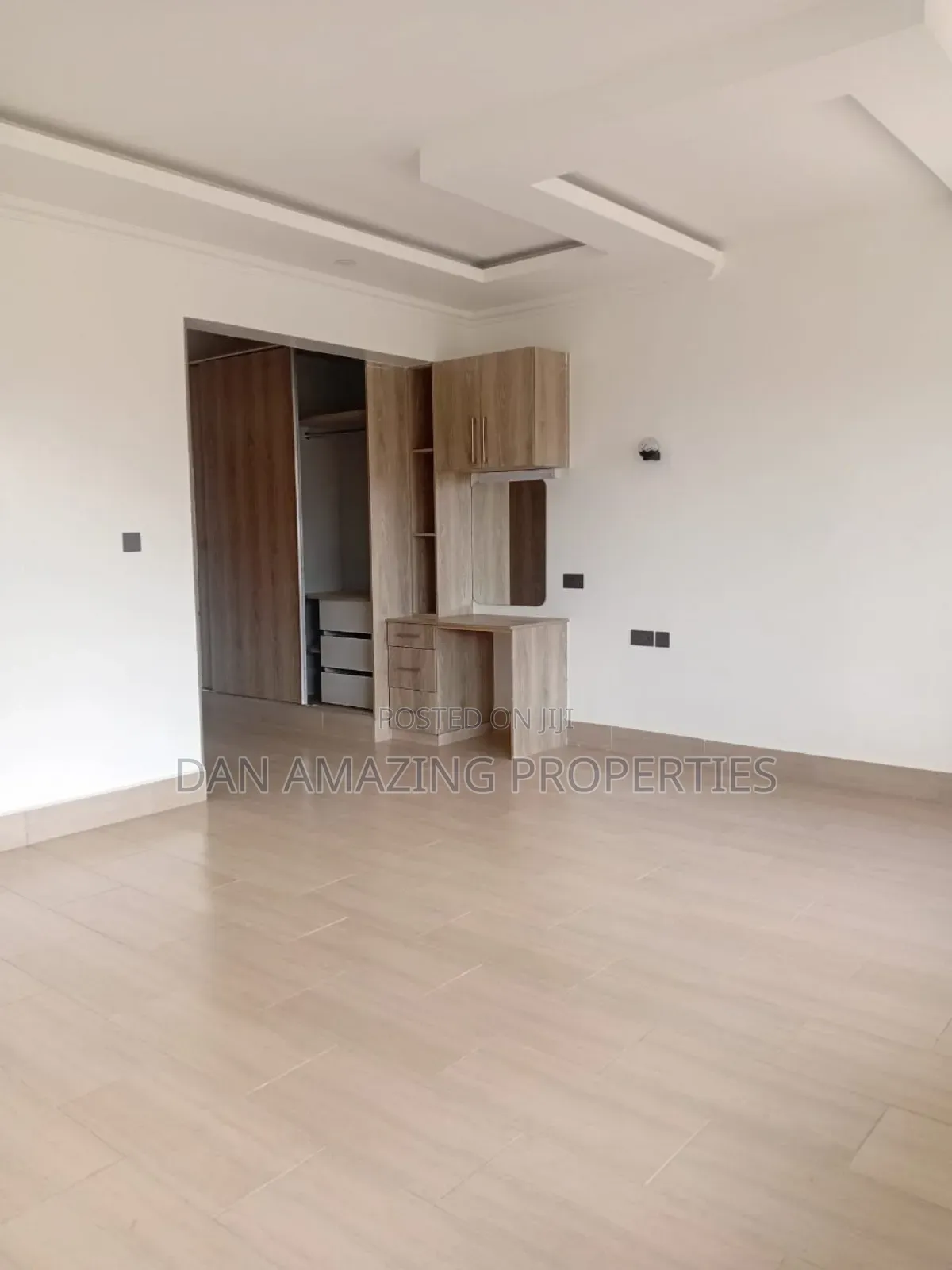 4bdrm Maisonette in Bypass Plus Dsq, Kamakis for rent