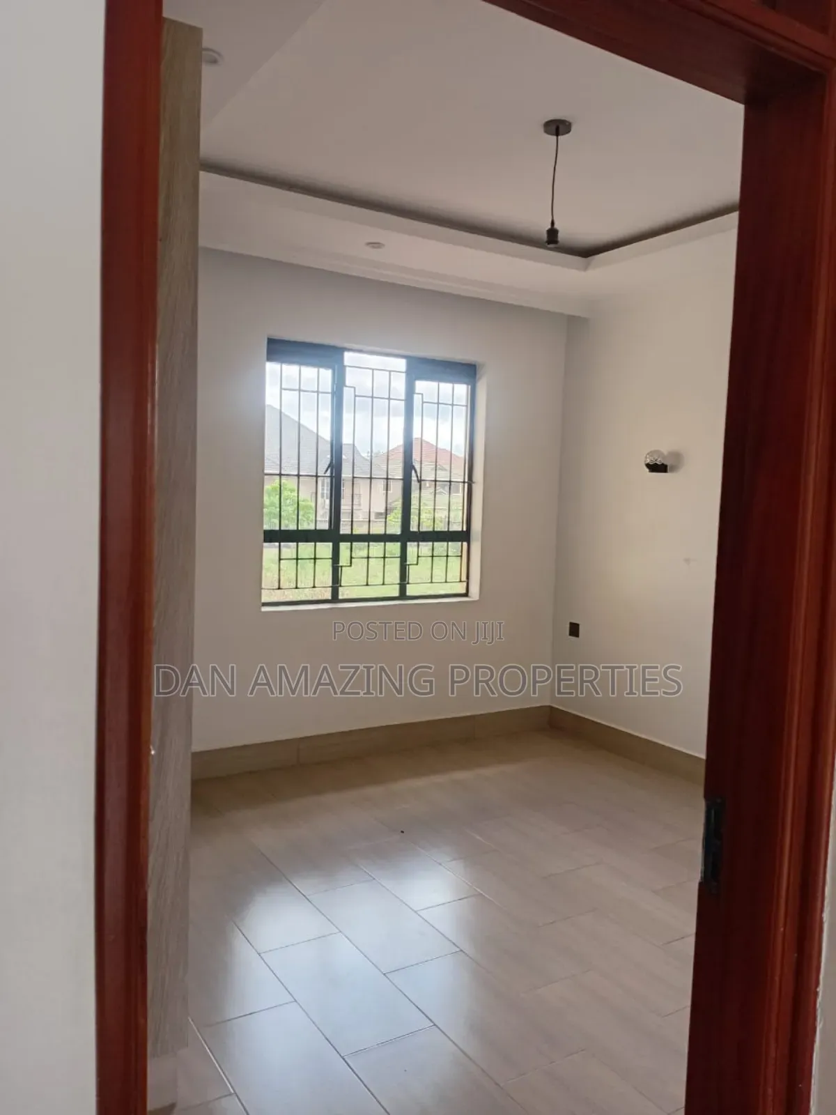 4bdrm Maisonette in Bypass Plus Dsq, Kamakis for rent