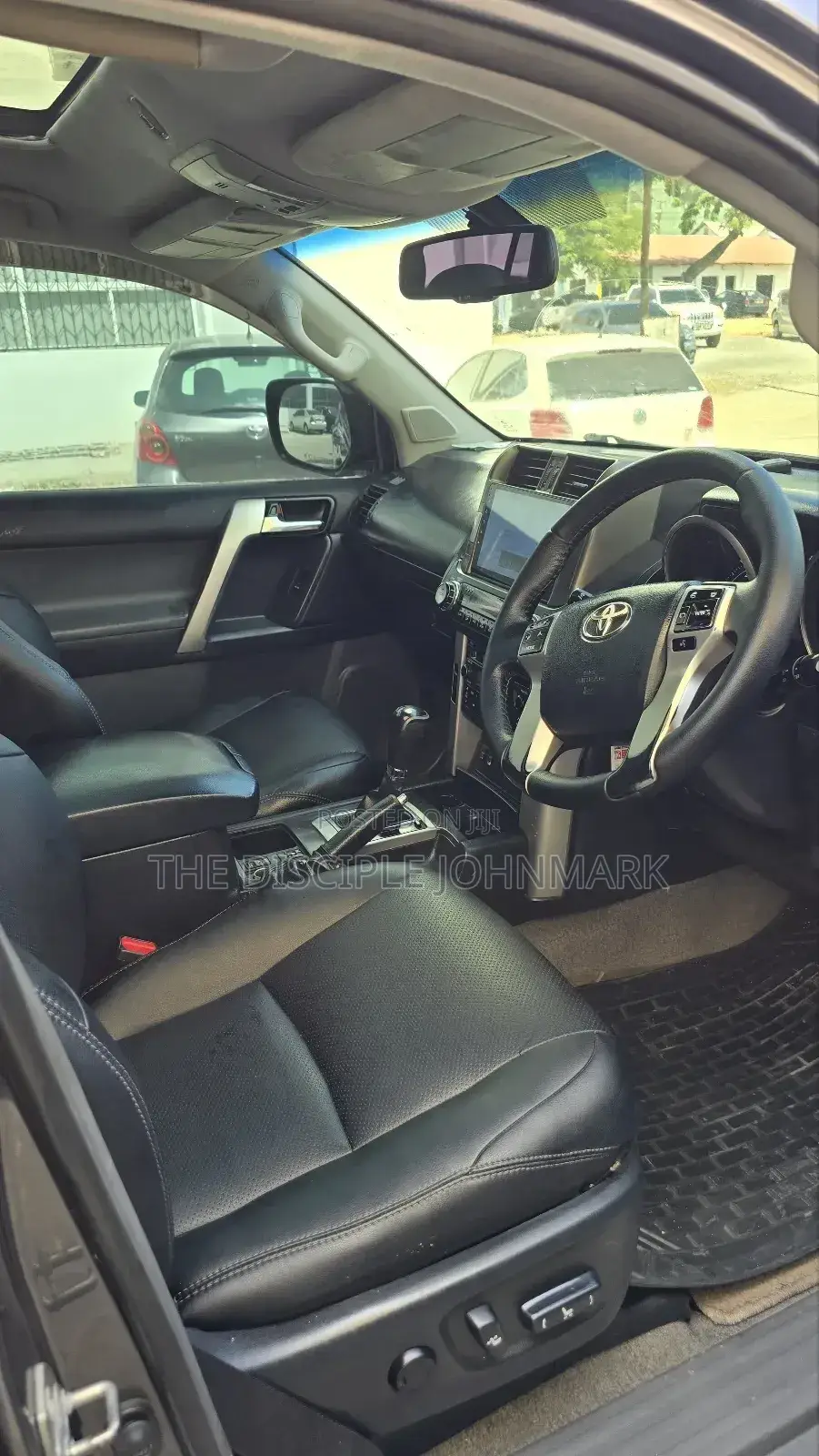 Toyota Land Cruiser Prado 2010 Gray