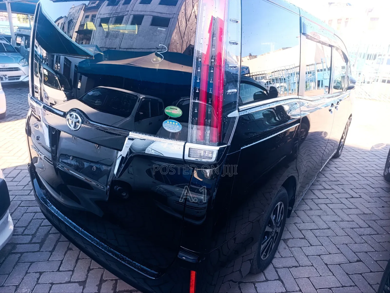 Toyota Esquire 2.0 FWD (7 seater) 2019 Matt Black