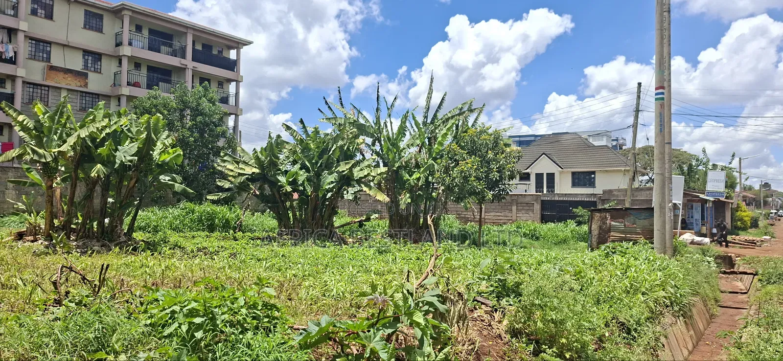 100x100 Commercial Plot Available for Sale in Gathiga