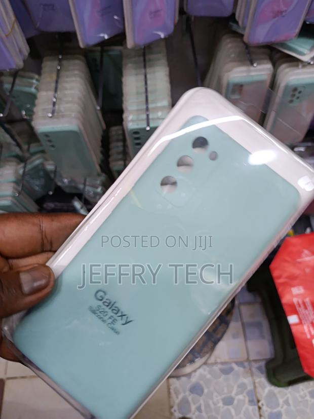 Siipro Silicone Samsung Galaxy S20 Fe Case With Cloth Lining -Mint - thumbnail 2