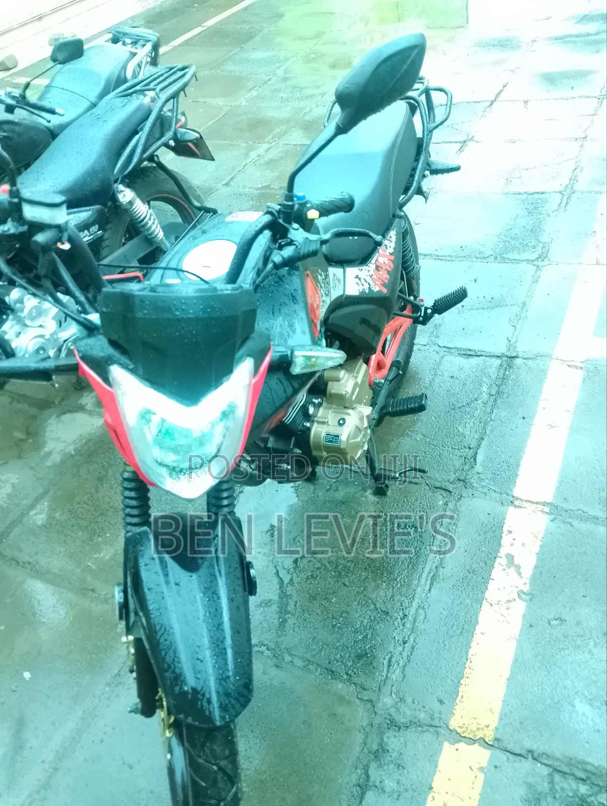 Max-S 2025 Black