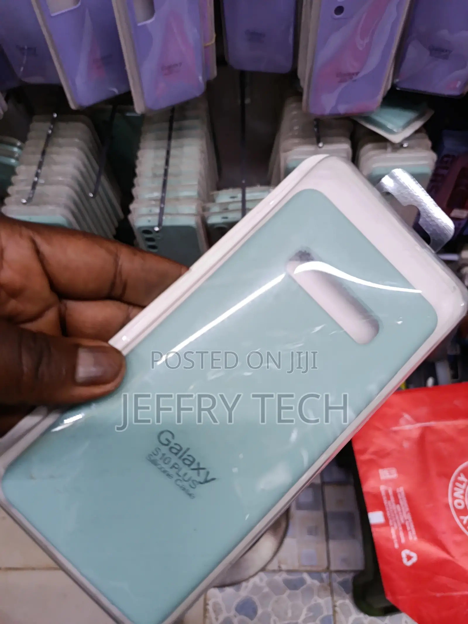 Yupee Samsung Galaxy S10+ Liquid Silicone Case With Cloth Lining- Mint