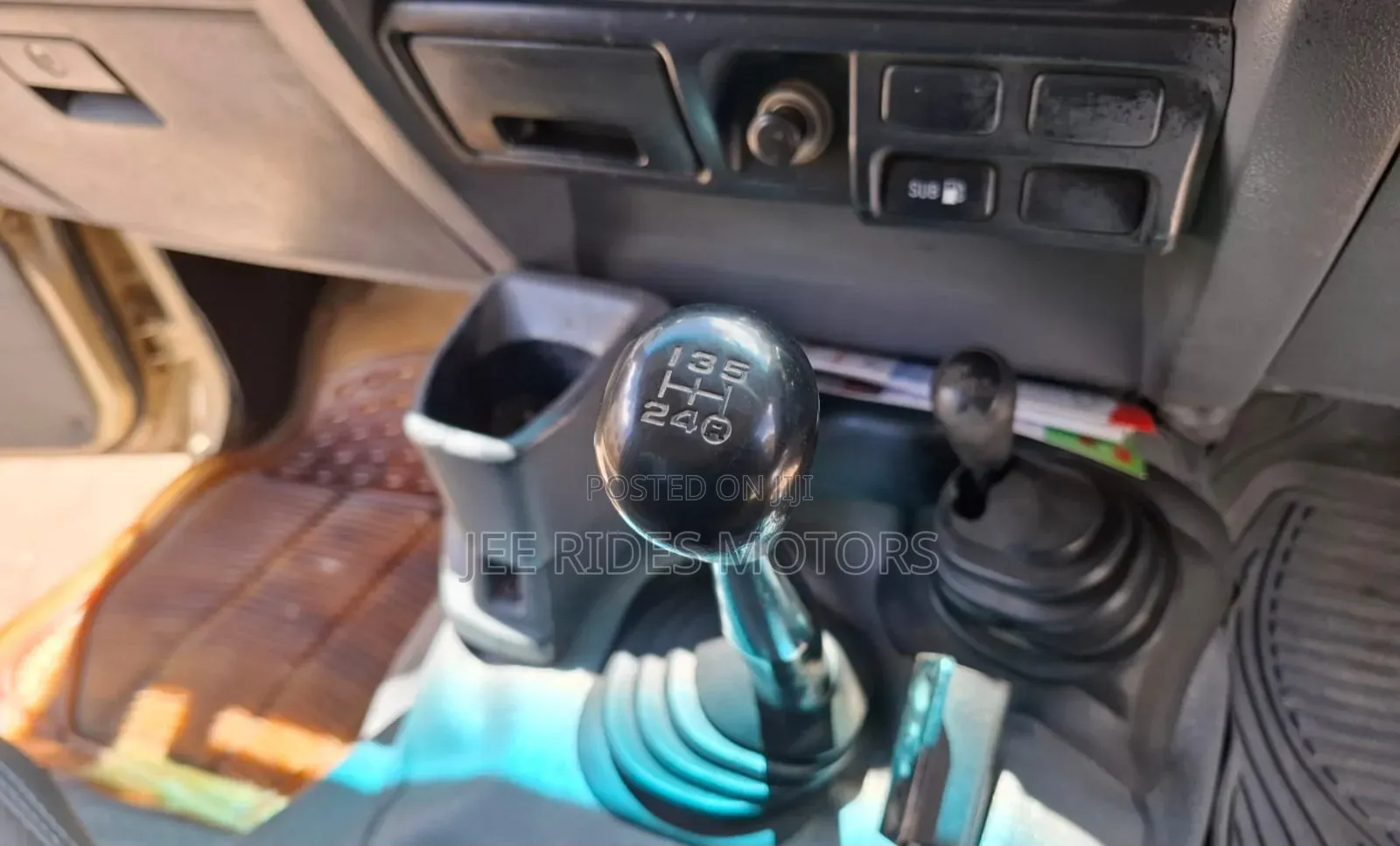 Toyota Land Cruiser 2013 White