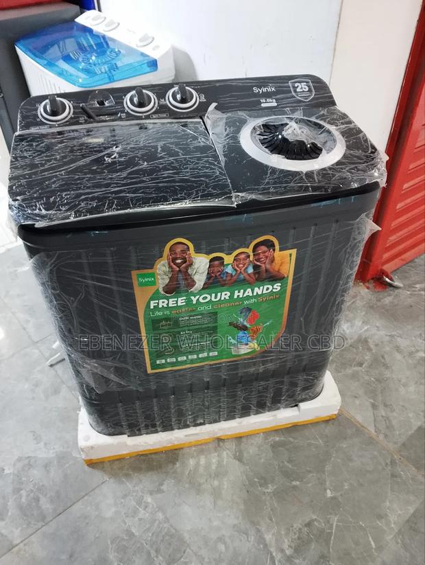 Black Washing Machine. 12kg - main view