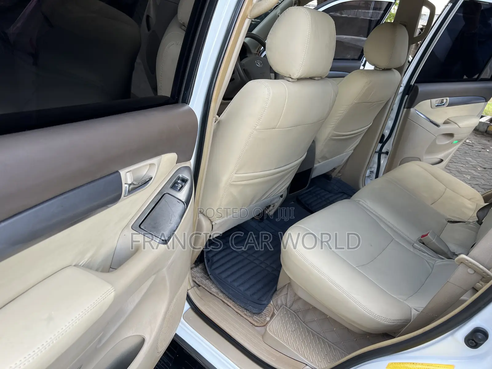 Toyota Land Cruiser Prado 2005 White