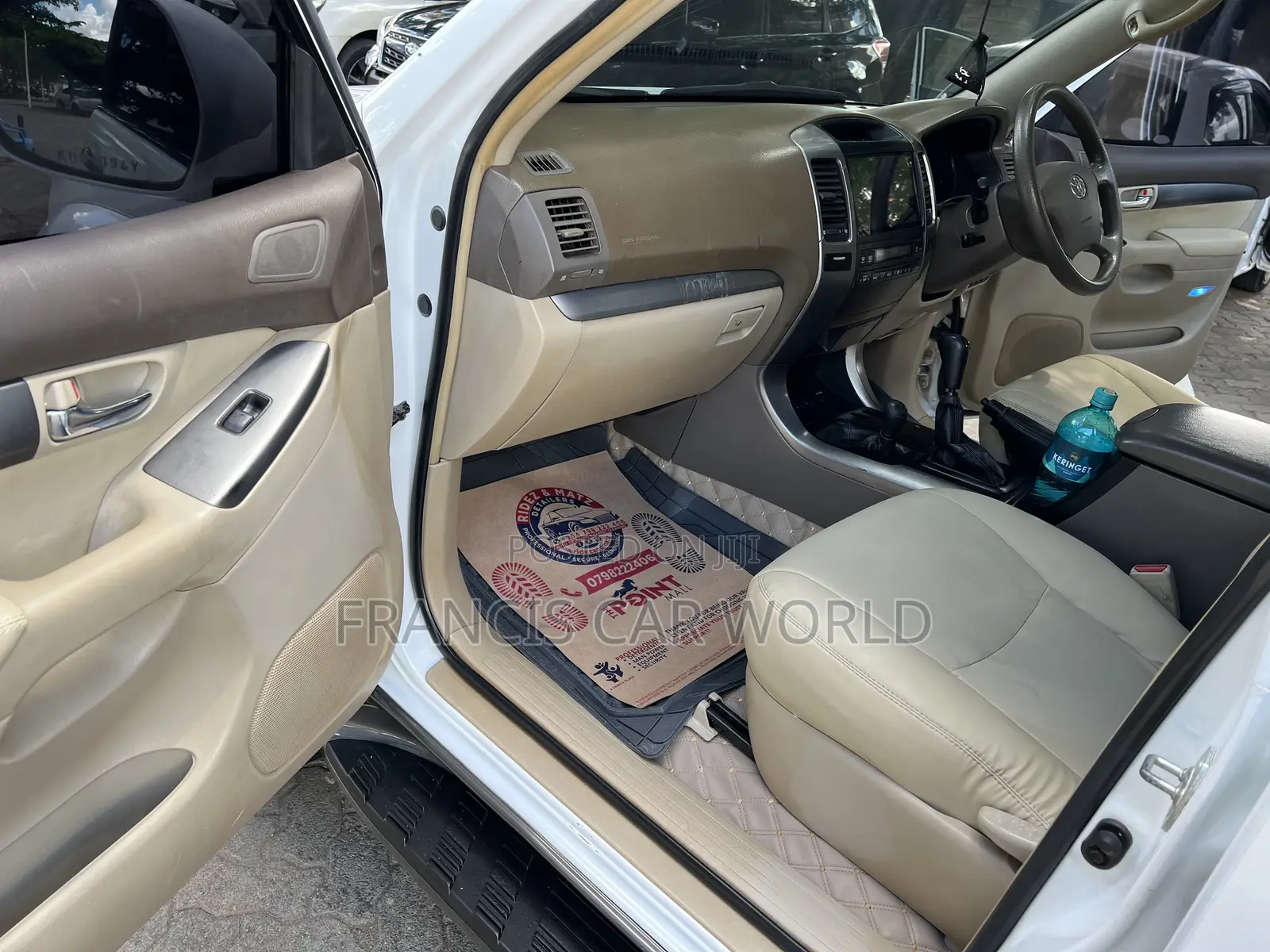 Toyota Land Cruiser Prado 2005 White