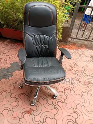 23h Leather Office Chair
