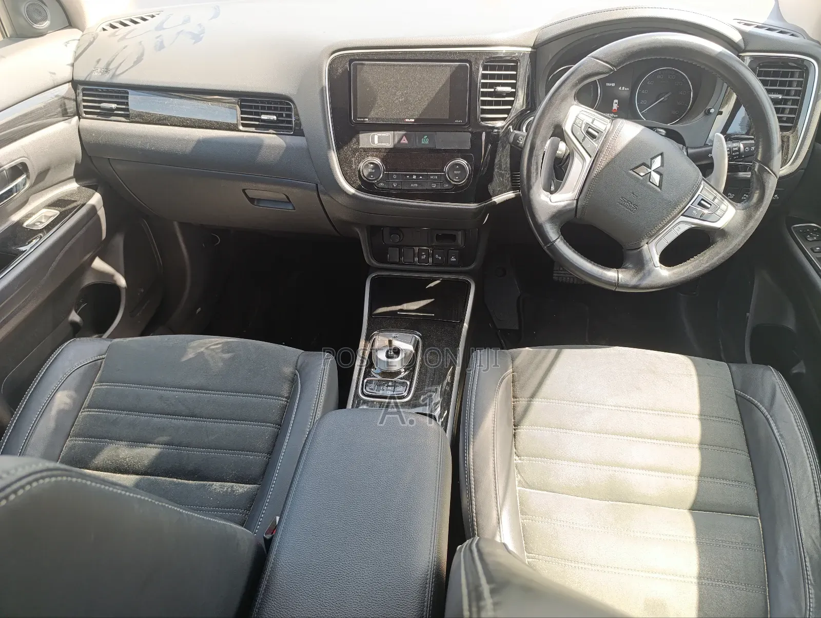 Mitsubishi Outlander 2.0 PHEV AWD 2019 White