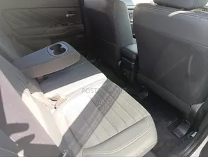 Mitsubishi Outlander 2.0 PHEV AWD 2019 White