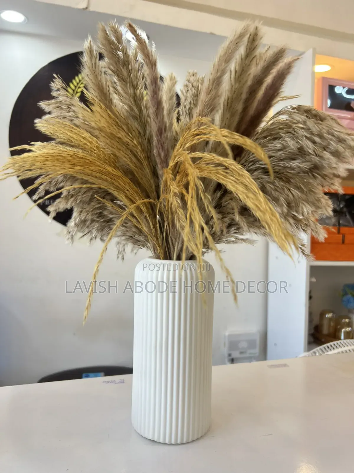 Unbreakable Ribbed Plastic Flower Vase – Child-Friendly Home Décor