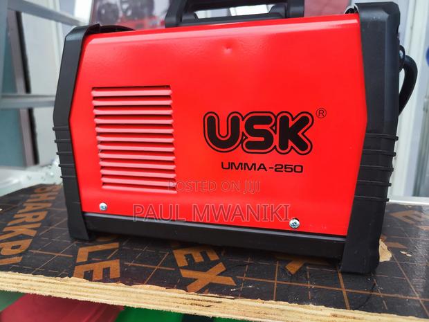 Usk 250a Wielding Machine - thumbnail 2