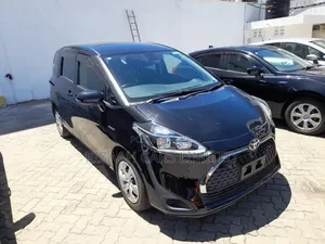 Toyota Sienta 2018 Black