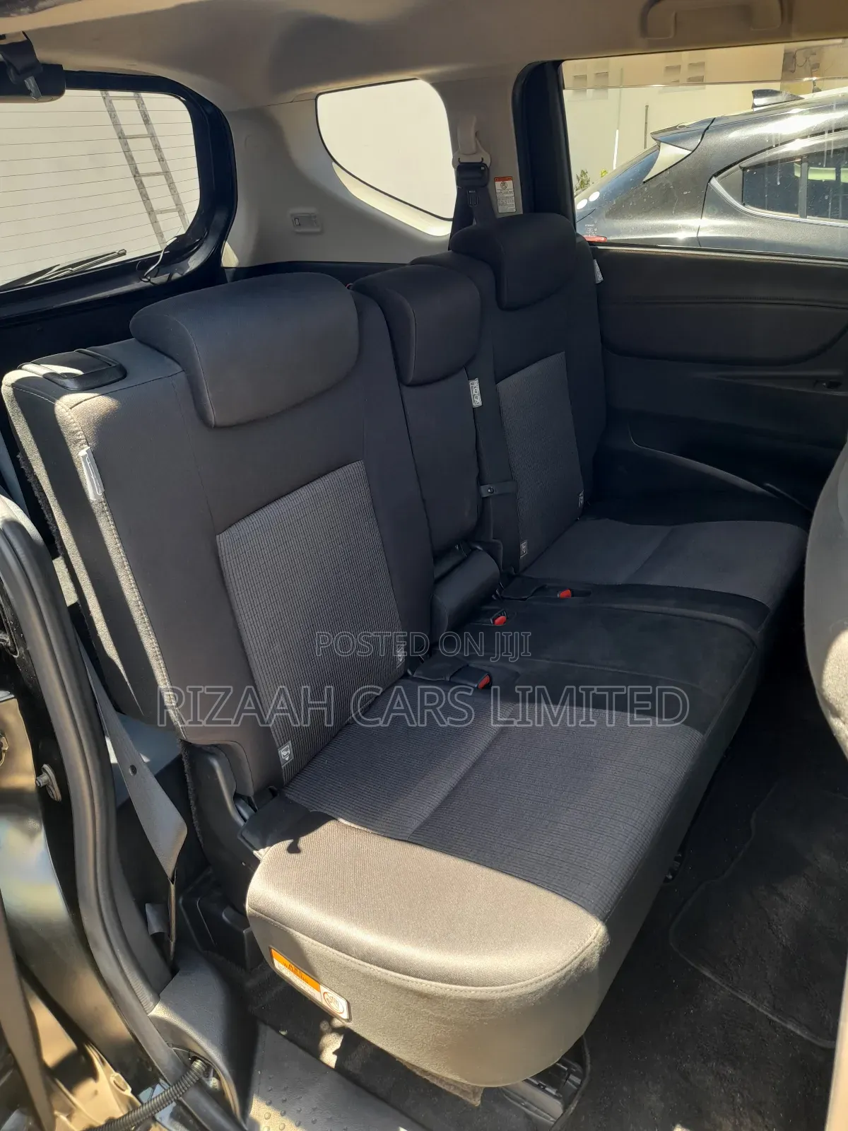 Toyota Sienta 2018 Black