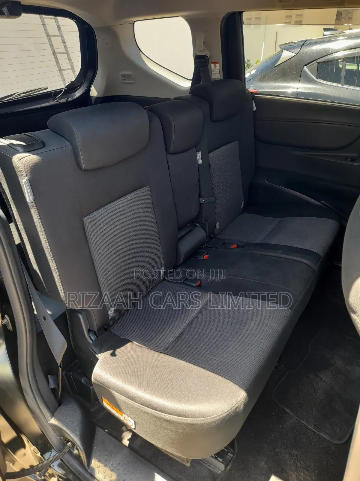 Toyota Sienta 2018 Black