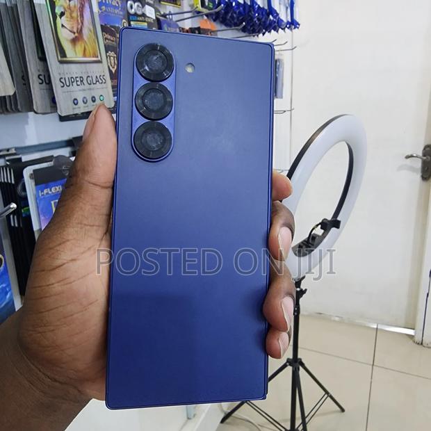Samsung Galaxy Z Fold6 512 GB Blue - thumbnail 2