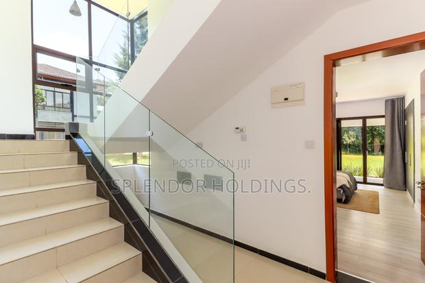 5bdrm Villa in Hardy for sale - thumbnail 5