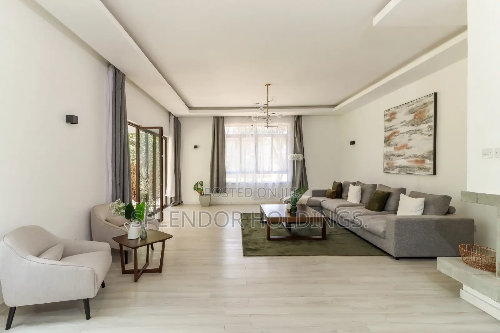 5bdrm Villa in Hardy for sale