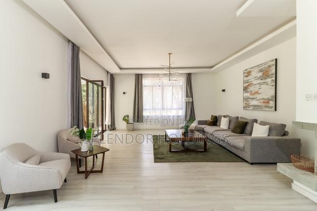 5bdrm Villa in Hardy for sale - thumbnail 6