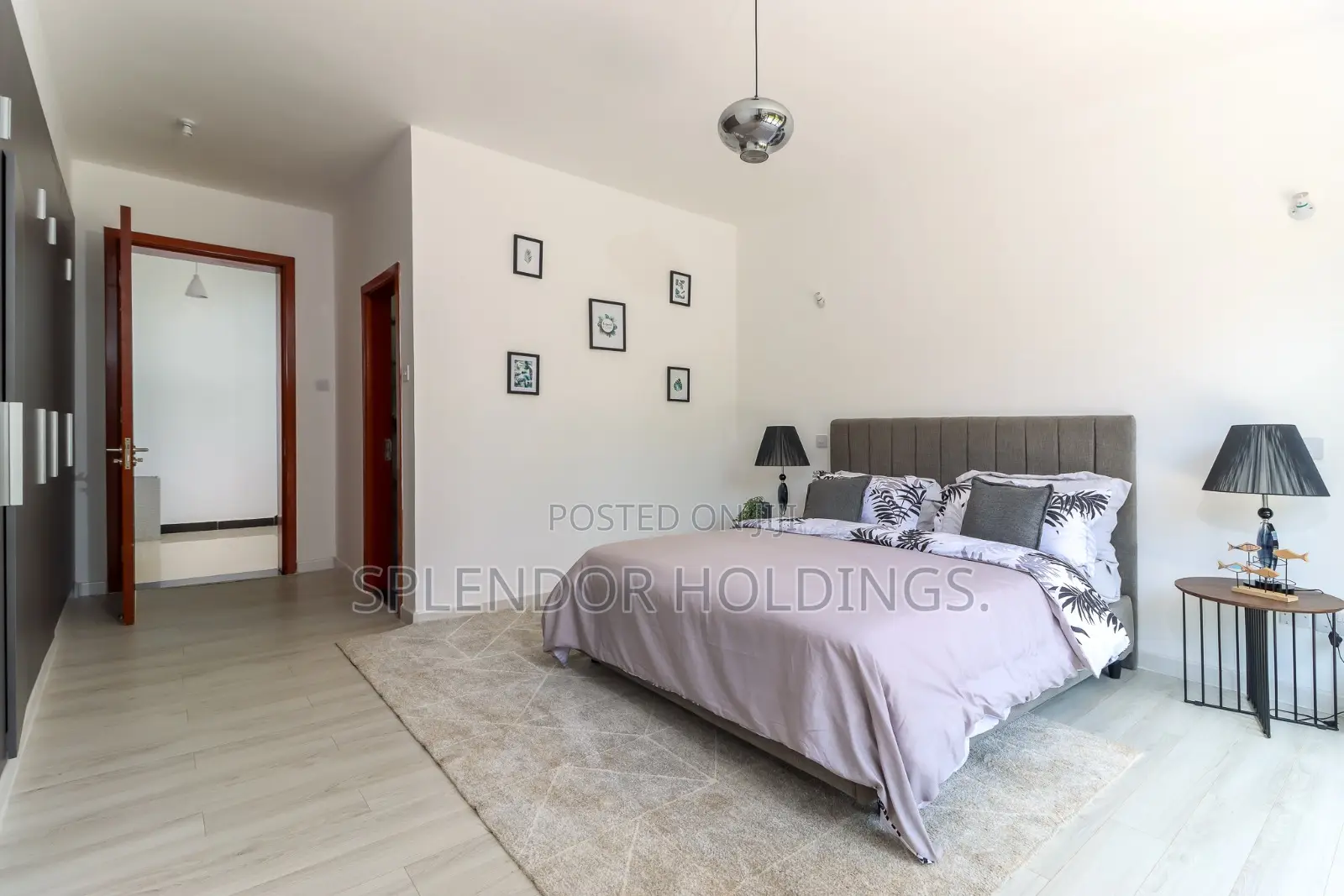 5bdrm Villa in Hardy for sale
