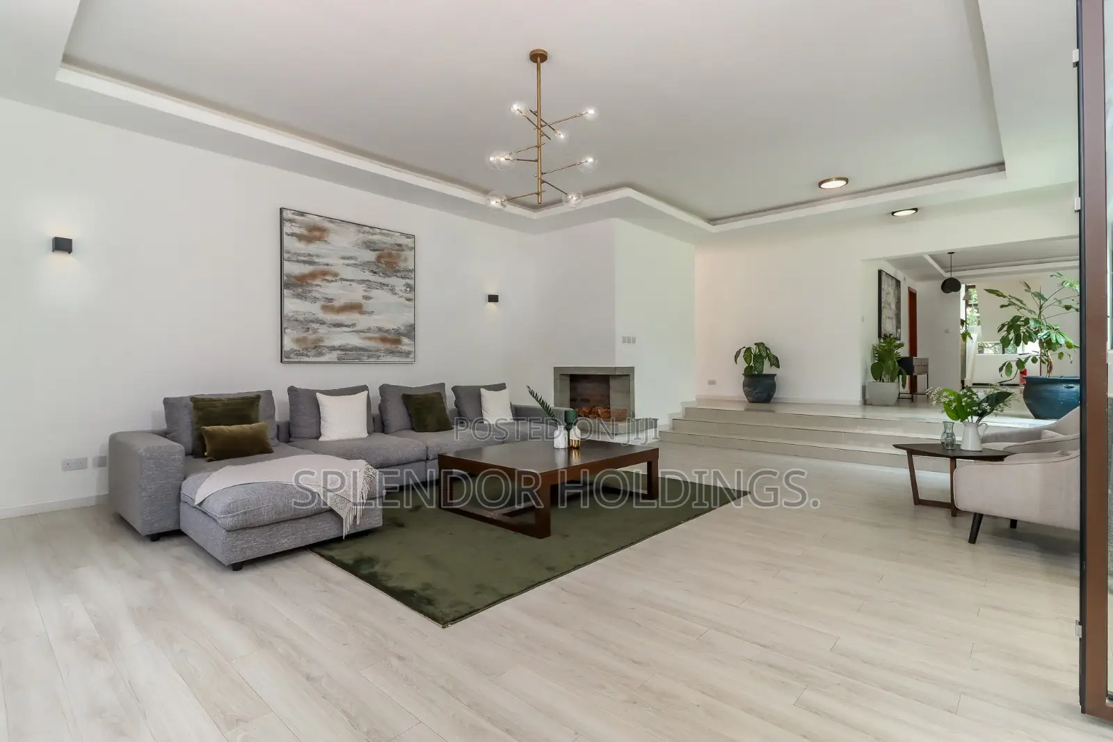 5bdrm Villa in Hardy for sale