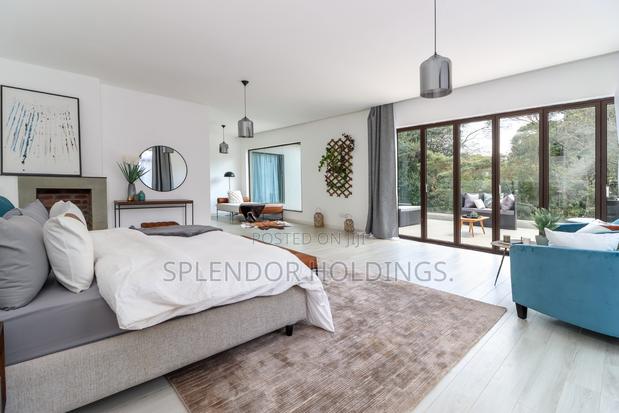 5bdrm Villa in Hardy for sale - thumbnail 15