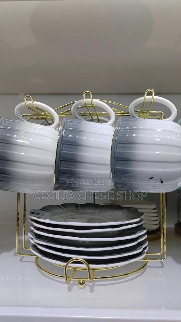 Cup and Saucer Set With Stand - thumbnail 2