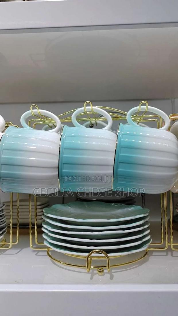 Cup and Saucer Set With Stand - thumbnail 4