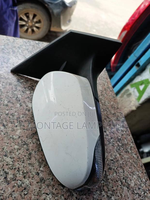 Sidemirror Auris New