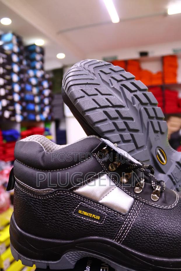 Ultimate Plus Leather Safety Boots - thumbnail 2
