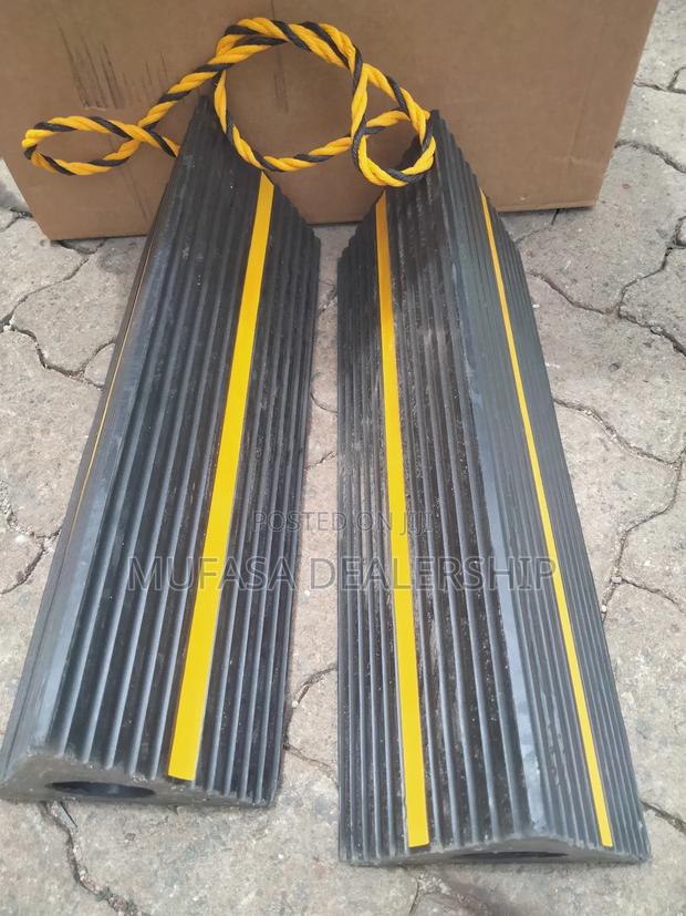 Air Wheel Stopper/Wheel Chocks