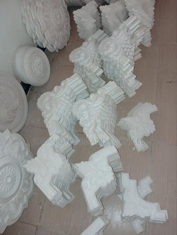 Gypsum Moulding Corners