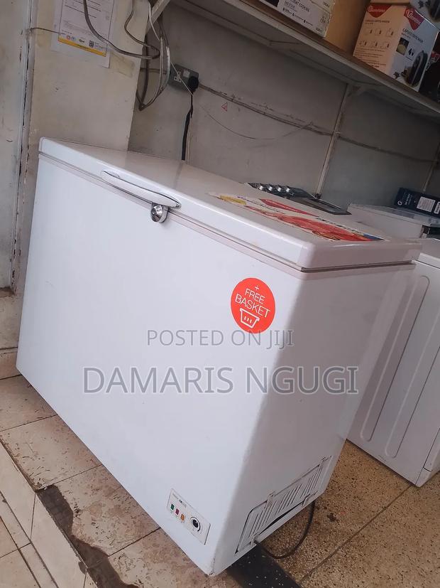 300ltres Deep Freezer