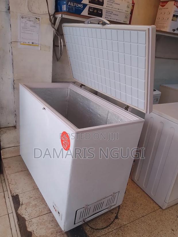 Ramtons Deep Freezer