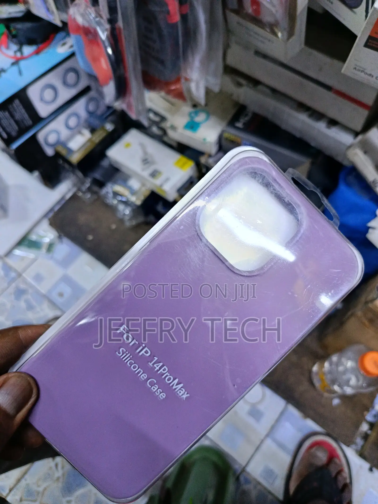 Vooii iPhone 14 Pro Max Liquid Silicone Case With Cloth Lining -Purple