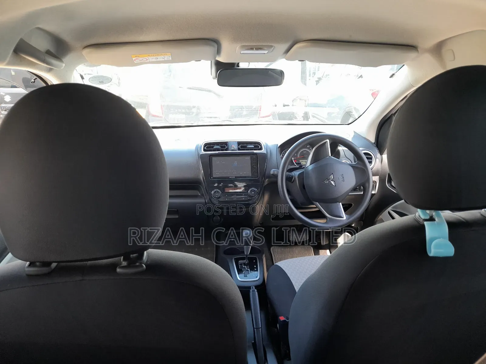 Mitsubishi Mirage ES 2019 Gray