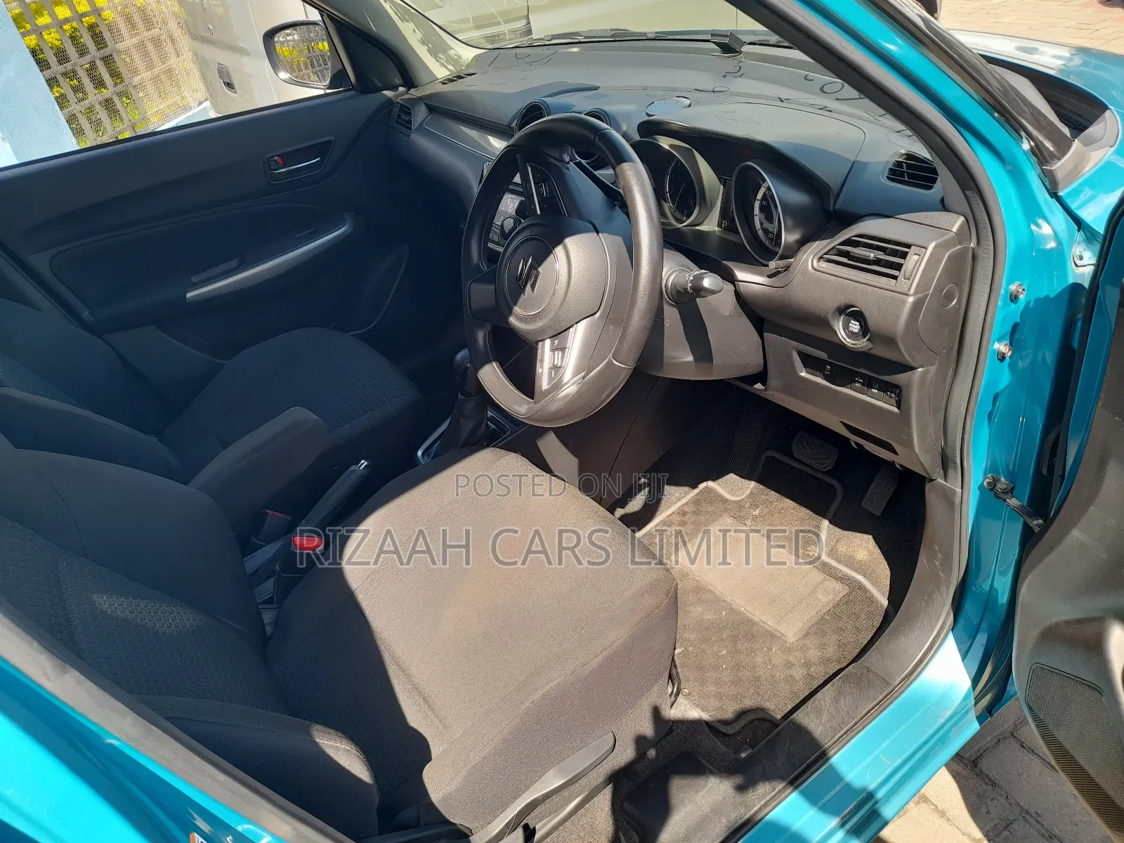 Suzuki Swift 2018 Blue