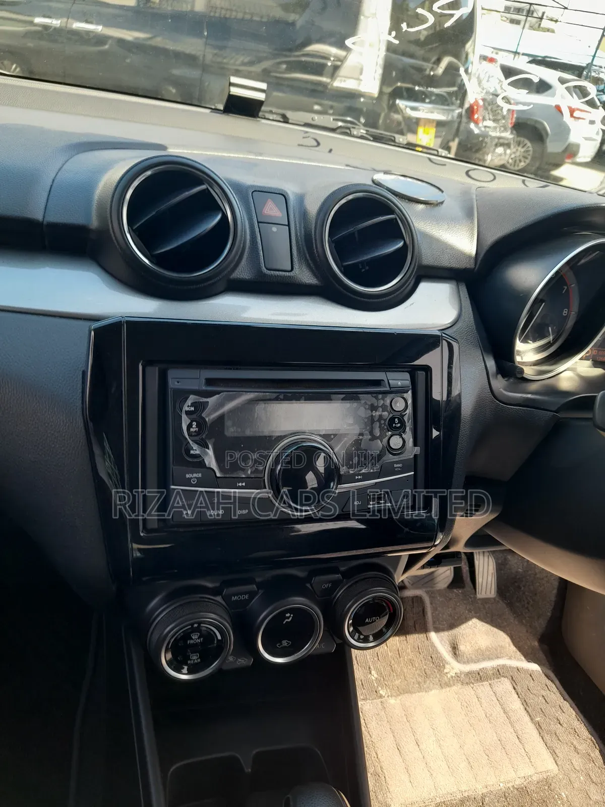 Suzuki Swift 2018 Blue