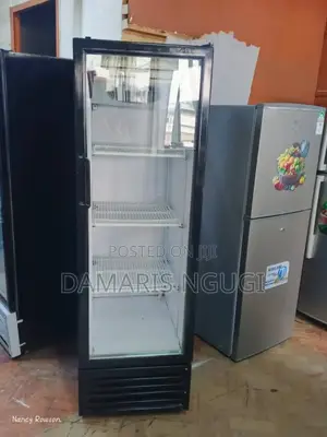Showcase Chiller Fridge